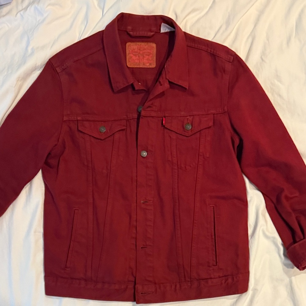 Dark Red Levi’s Denim Jacket
